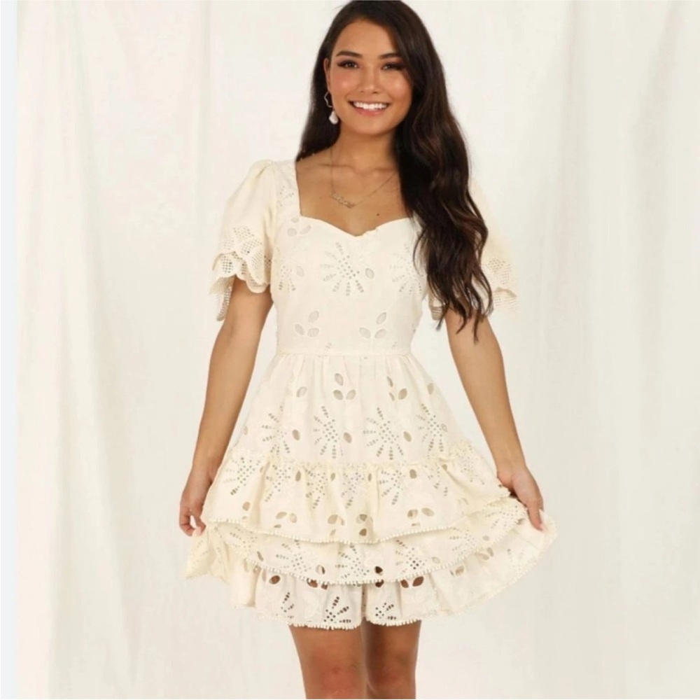 Just Me / Mini Dress in Cream Eyelet Lace Boho Tiered Size M